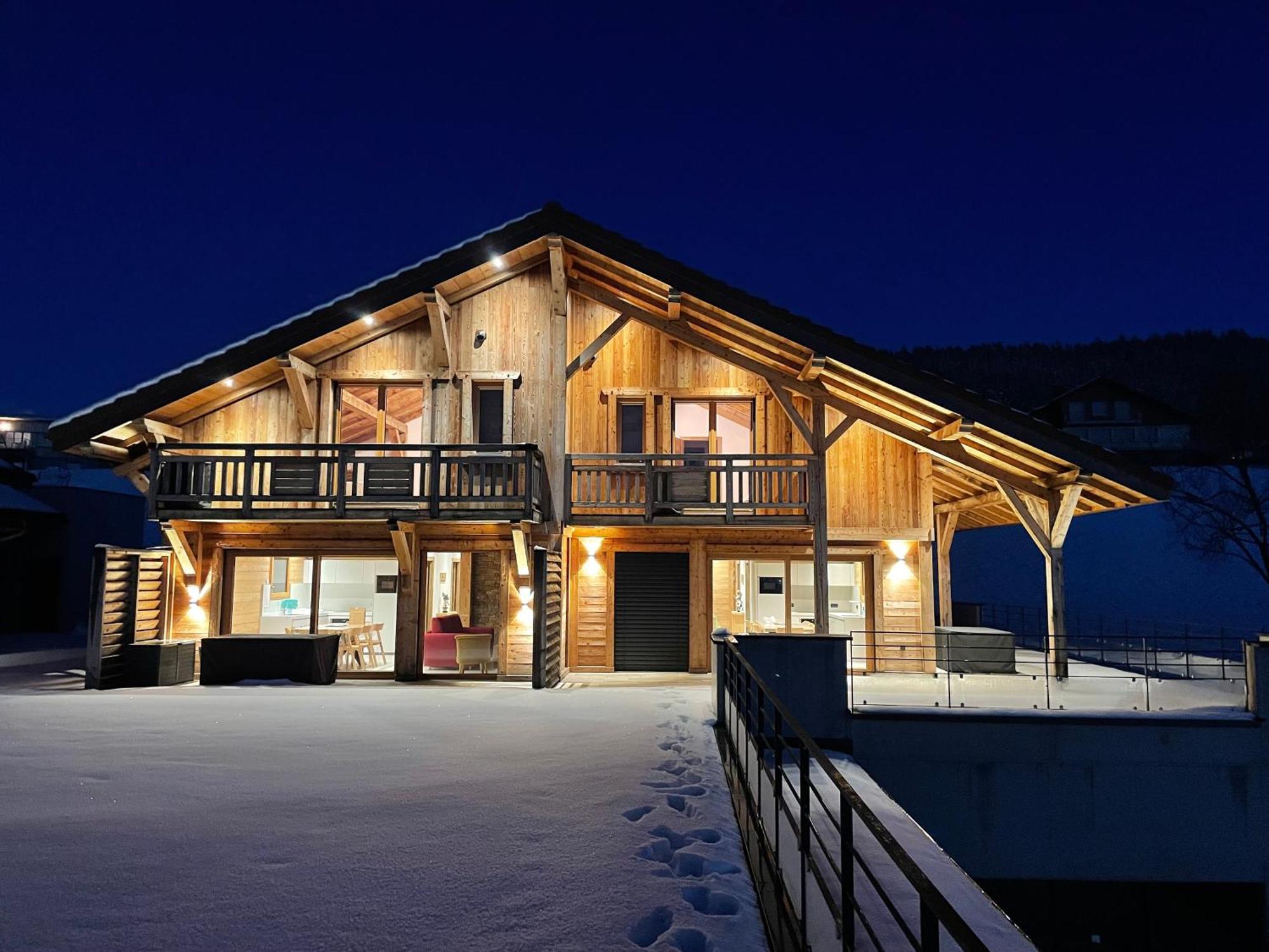 Chalets Coeur Du Lac Malbuisson Exterior photo