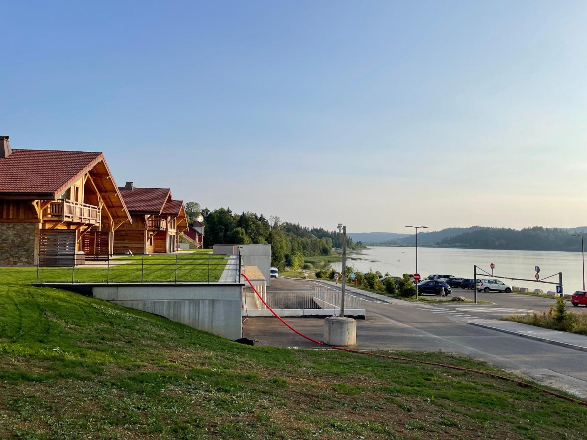 Chalets Coeur Du Lac Malbuisson Exterior photo
